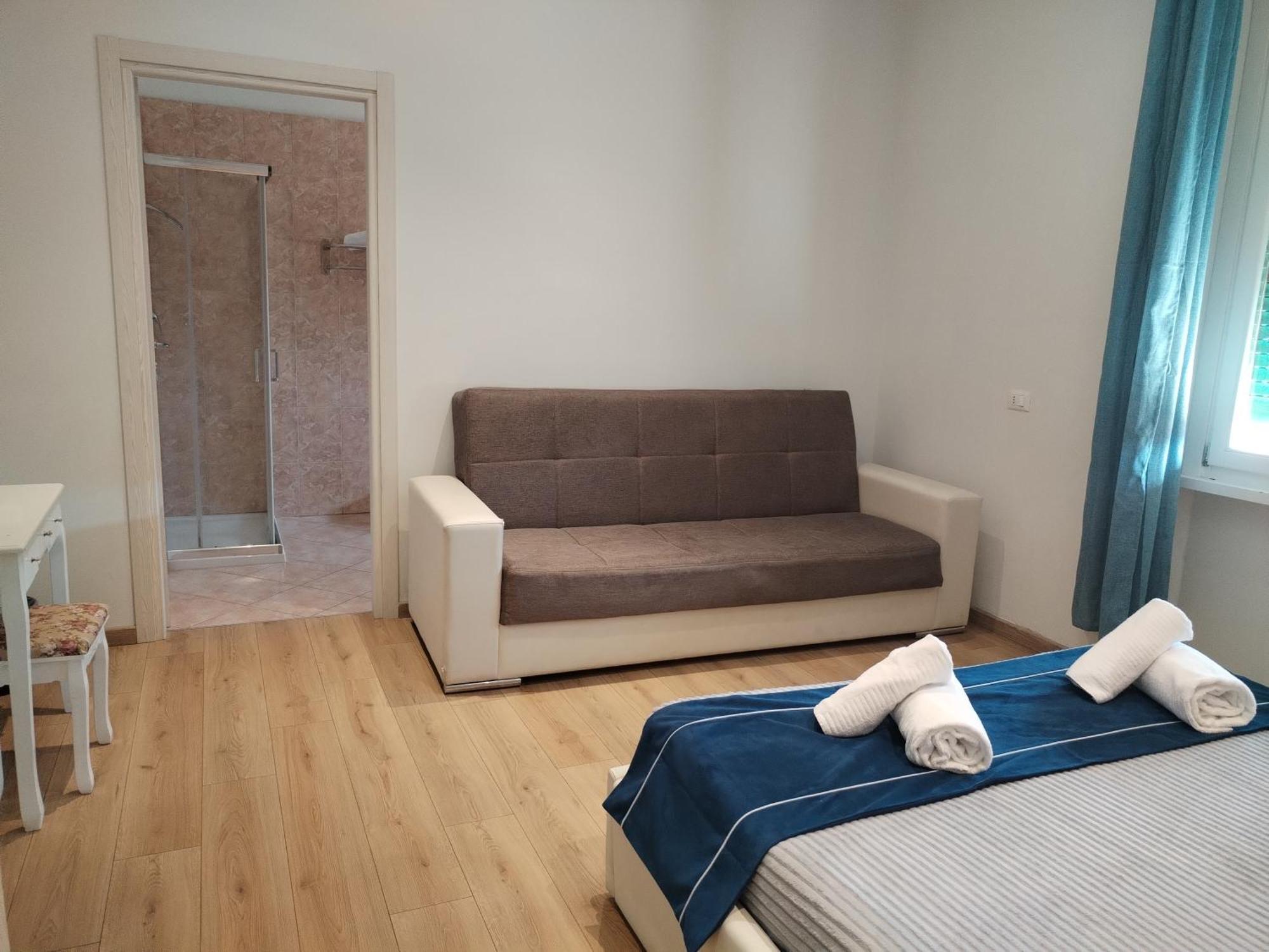 Fiera Homestay Verona